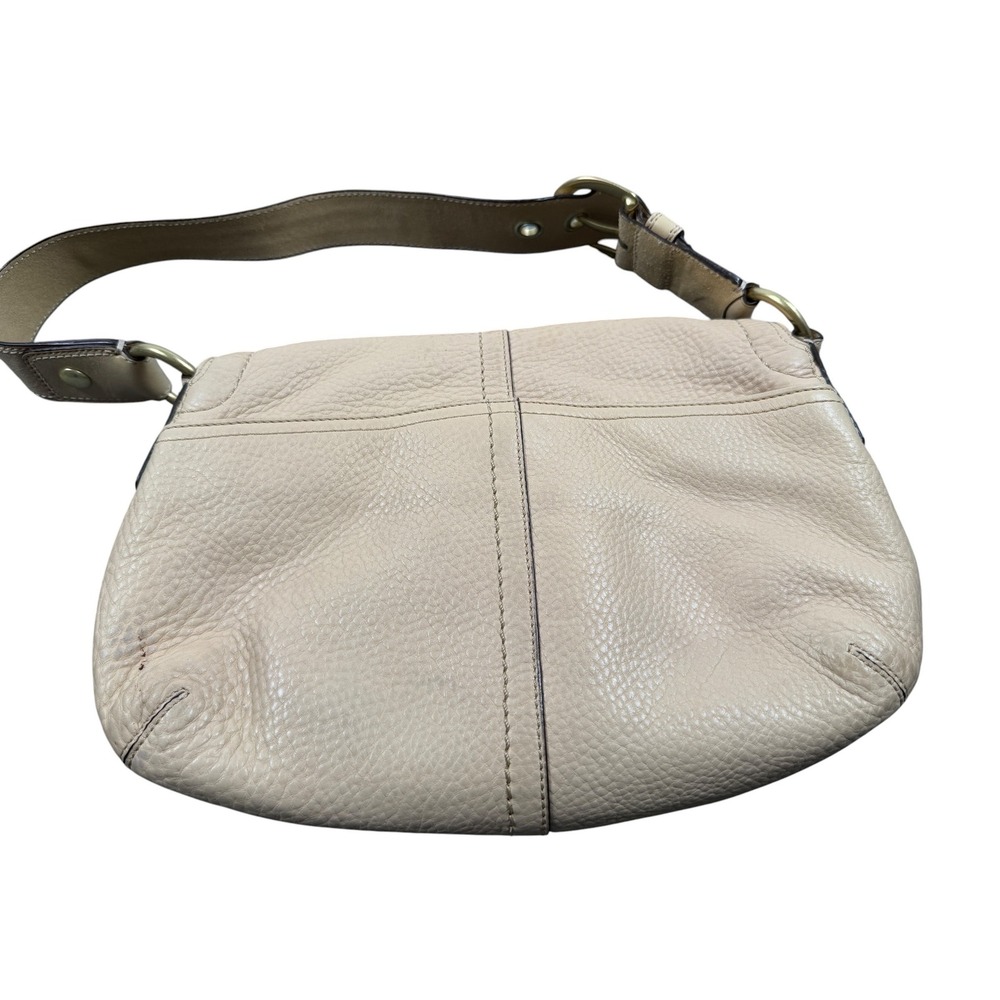 Coach Y2K Soho Bag M0769-11842   Beige Pebbled Leather Buckle Shoulder Bag - Picture 3 of 10